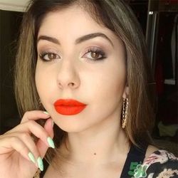 南瓜色口紅適合什么人？南瓜色口紅適合什么膚色？