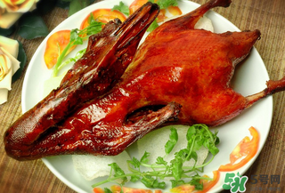 吃烤鴨會長胖嗎？晚上吃烤鴨會胖嗎？