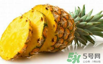 菠蘿和梨可以一起吃嗎?菠蘿和梨一起吃好嗎 菠蘿和梨可以一起吃嗎?菠蘿和梨一起吃好嗎