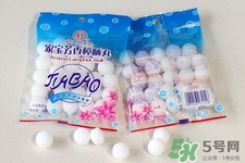 樟腦丸對蟑螂有用嗎？祛除蟑螂的小妙招