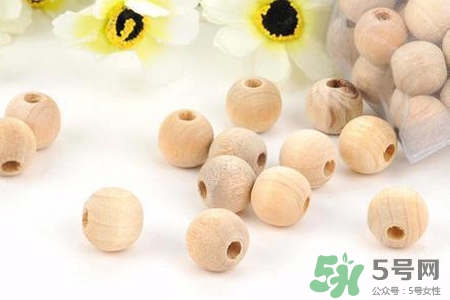 樟腦丸對蟑螂有用嗎？祛除蟑螂的小妙招