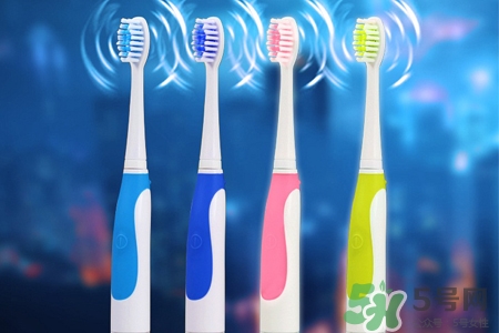 電動牙刷對牙齒好嗎？電動牙刷有什么壞處和好處？