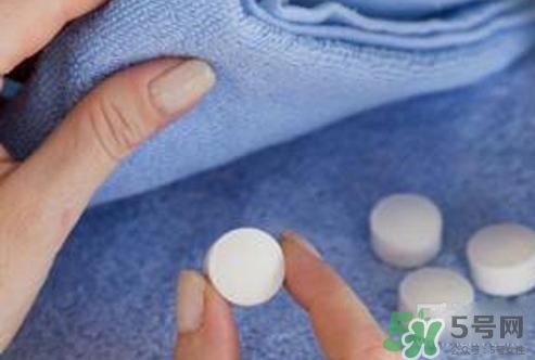 樟腦丸過敏癥狀 樟腦丸過敏了怎么辦？