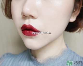 磚紅色是什么顏色？磚紅色口紅試色