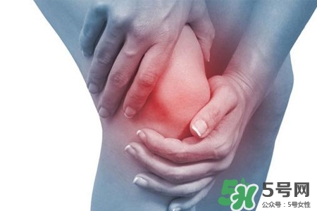 天冷膝蓋疼能在膝蓋處拔罐嗎？緩解膝蓋疼的6個(gè)小妙招