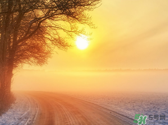 ?冬天空調(diào)開多少度合適？冬天空調(diào)制熱多少度合適？