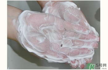 too cool for school雞蛋洗面奶怎么用？