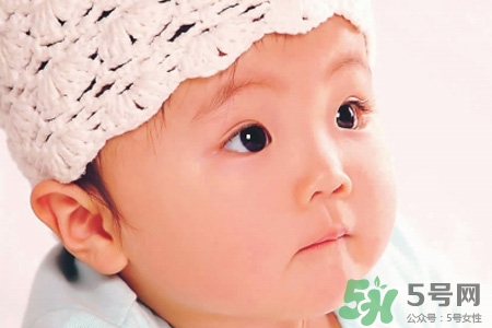 寶寶幾個(gè)月能吃油？寶寶多大可以吃油？