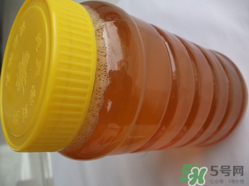蜂蜜變質(zhì)是什么樣子?蜂蜜變質(zhì)是什么味道 蜂蜜變質(zhì)是什么樣子?蜂蜜變質(zhì)是什么味道