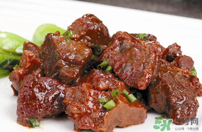 野豬肉好吃嗎？野豬肉比家豬肉吃香嗎？