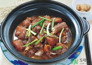 狗肉和什么一起吃最好？狗肉和什么一起燉好吃？