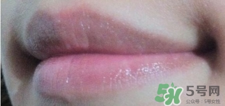 dhc唇膏真假辨別 怎么辨別dhc唇膏真假 dhc唇膏真假辨別 怎么辨別dhc唇膏真假