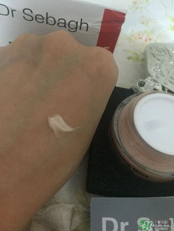 賽貝格活顏防護(hù)面膜多少錢？賽貝格活顏防護(hù)面膜使用方法