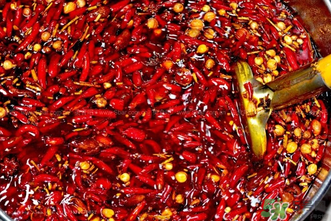 火鍋底料過期了還能吃嗎？過期的火鍋底料還能吃嗎？