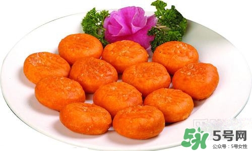 寶寶可以吃南瓜餅嗎？寶寶怎么吃南瓜餅比較好？