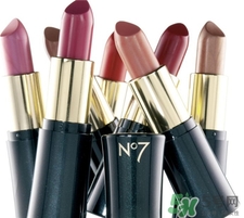 唇膏開封后可以用多久?唇膏開封了保質期多久? 唇膏開封后可以用多久?唇膏開封了保質期多久?