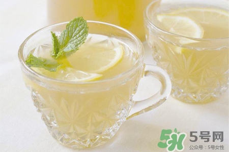 冬天可以喝檸檬水嗎？冬天喝檸檬水好嗎？