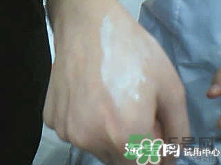 伊諾姿適合什么年齡用？isa knox適合年齡？