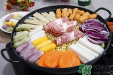 部隊(duì)年糕火鍋怎么做？韓國年糕火鍋怎么做？