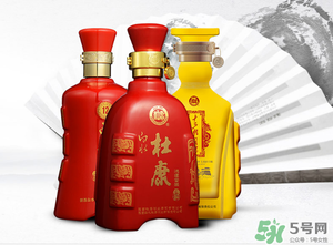 白酒可以帶上飛機(jī)嗎？飛機(jī)可以托運(yùn)白酒嗎？