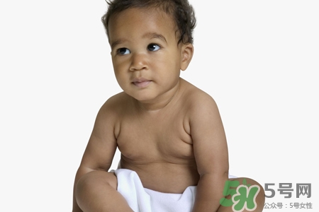 冬天寶寶能穿開襠褲嗎？冬天寶寶穿什么褲子好？