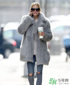 冬天穿什么衣服保暖？冬天穿什么衣服好看？