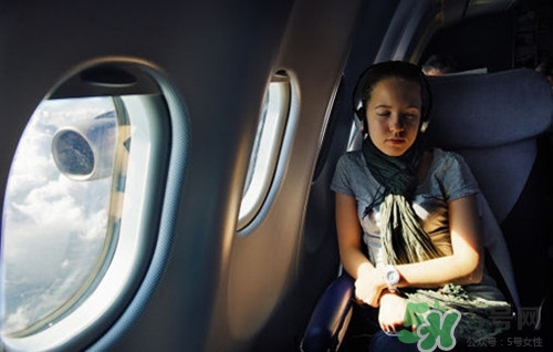 話梅能帶上飛機(jī)嗎?話梅帶上飛機(jī)會怎么樣 話梅能帶上飛機(jī)嗎?話梅帶上飛機(jī)會怎么樣