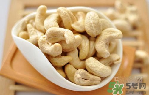 腰果是生吃好還是熟吃好？腰果生吃熟吃哪個(gè)更好吃更營養(yǎng)？