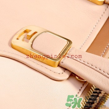 芬迪包包真假怎么辨別?Fendi包包真假對比圖 芬迪包包真假怎么辨別?Fendi包包真假對比圖