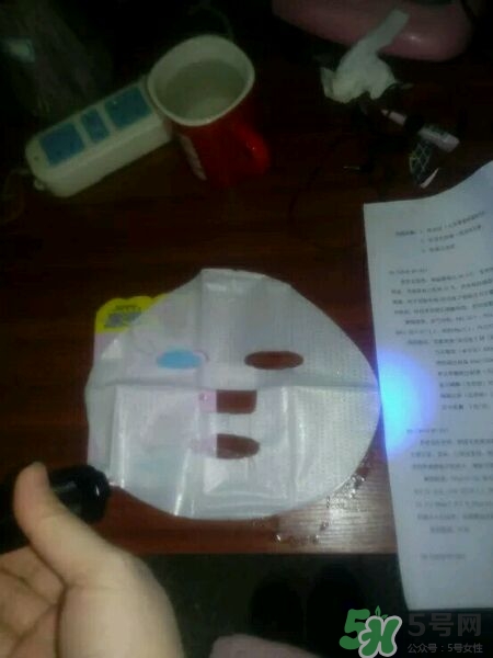 我的心機(jī)黑面膜有熒光劑嗎？我的心機(jī)黑面膜怎么樣？