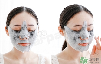 春雨碳酸泡泡面膜敷多久？春雨碳酸泡泡面膜要洗嗎？