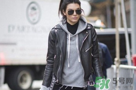 衛(wèi)衣需要經(jīng)常洗嗎？衛(wèi)衣多久洗一次？