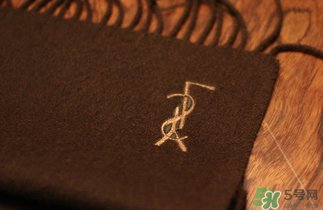 ysl圍巾哪個(gè)顏色好看？圣羅蘭圍巾好不好？