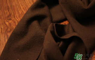 ysl圍巾哪個(gè)顏色好看？圣羅蘭圍巾好不好？