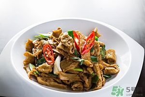 面筋的營養(yǎng)價值 面筋的功效與作用 面筋的營養(yǎng)價值 面筋的功效與作用