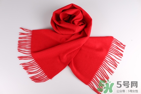 羊絨圍巾起球嗎？羊絨圍巾為什么會起球？