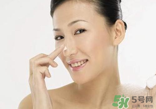 綿羊油可以搽臉嗎？綿羊油可不可以搽臉？