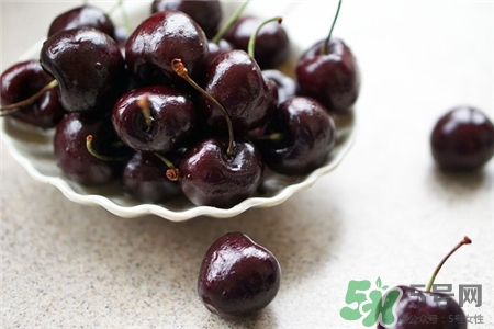 車(chē)?yán)遄釉趺聪床鸥蓛?車(chē)?yán)遄釉趺辞逑?