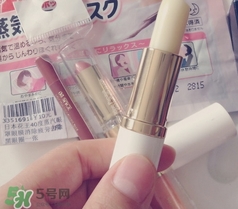 涂了潤(rùn)唇膏還可以吃嗎?涂了潤(rùn)唇膏怎么吃東西? 涂了潤(rùn)唇膏還可以吃嗎?涂了潤(rùn)唇膏怎么吃東西?