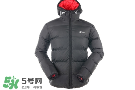 冬天穿皮衣和羽絨服哪個(gè)更保暖？冬天穿皮衣好還是羽絨服好？