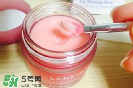 蘭芝唇膜怎么清洗？蘭芝唇膜需要用卸妝水清洗嗎？