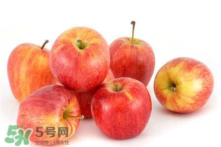 寶寶吃蘋果泥要蒸熟嗎？寶寶吃蘋果泥有什么好處？