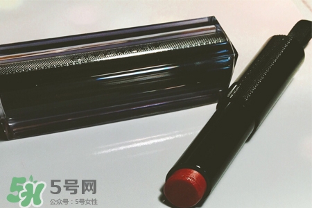 紀(jì)梵希新禁忌之吻唇膏有幾個(gè)顏色？紀(jì)梵希禁忌之吻唇膏新舊區(qū)別