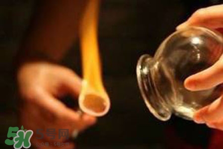 拔罐后皮膚發(fā)癢是怎么回事？拔罐后為什么皮膚會癢？