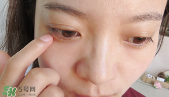 思親膚眼霜怎么樣？skin food眼霜適合年齡