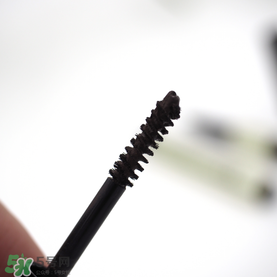 mistine3d三合一眉筆怎么用？mistine3d眉筆使用方法