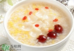 葛木養(yǎng)生粥的營(yíng)養(yǎng)價(jià)值 葛木養(yǎng)生粥的功效與作用及做法 葛木養(yǎng)生粥的營(yíng)養(yǎng)價(jià)值 葛木養(yǎng)生粥的功效與作用及做法