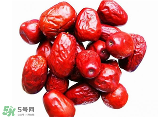 灰棗和紅棗哪種營養(yǎng)高？灰棗和紅棗哪個補(bǔ)血呢？