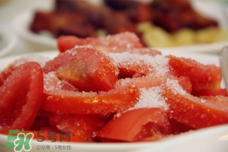 冬天可以吃涼拌西紅柿嗎？有些人不宜吃涼拌西紅柿