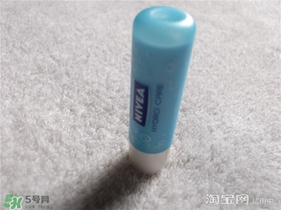 妮維雅唇膏和曼秀雷敦唇膏哪個好？妮維雅和曼秀雷敦對比